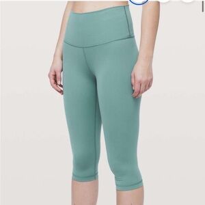 Lululemon Wunder Under Crop 17” in Frosted Pine